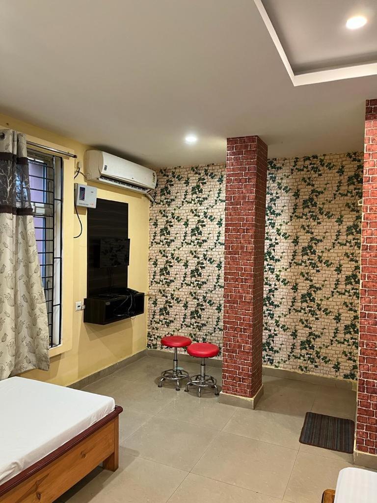 Отель Hk Residency Гувахати Экстерьер фото